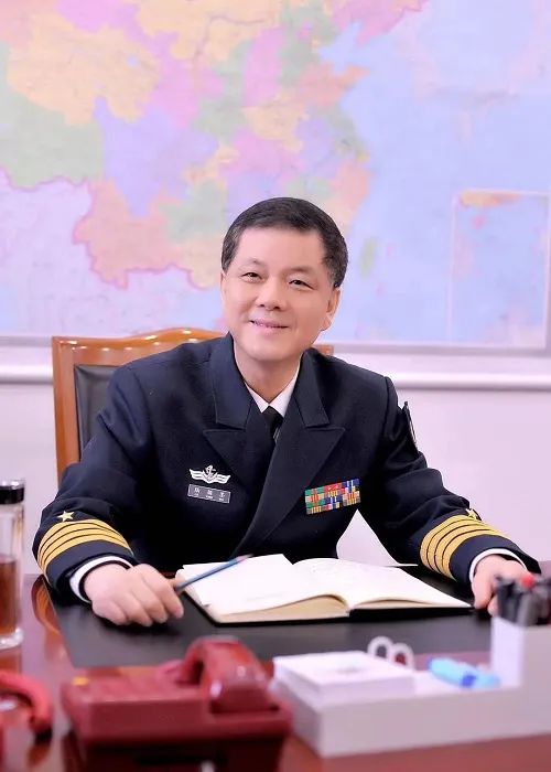 海軍闞延泉的最新任職，引領海軍走向新時代的卓越領導者